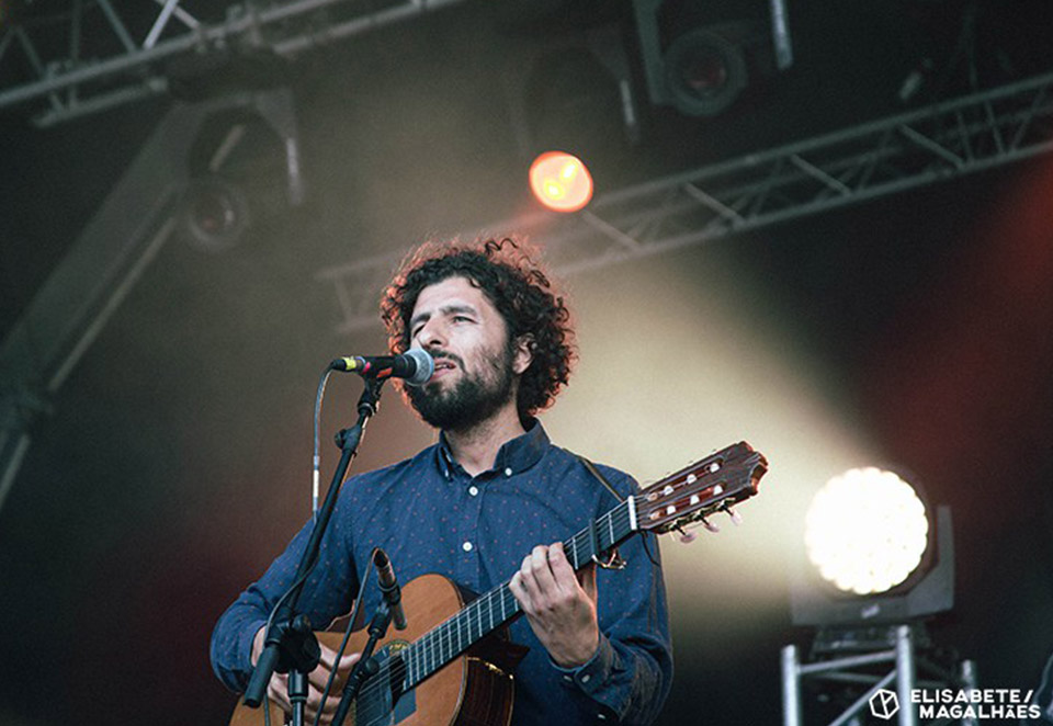 José González actua no Festival Para Gente Sentada