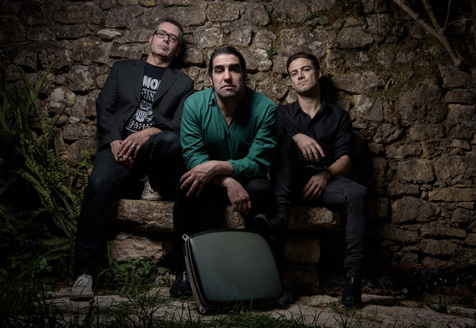 The Twist Connection editam álbum de estreia este mês