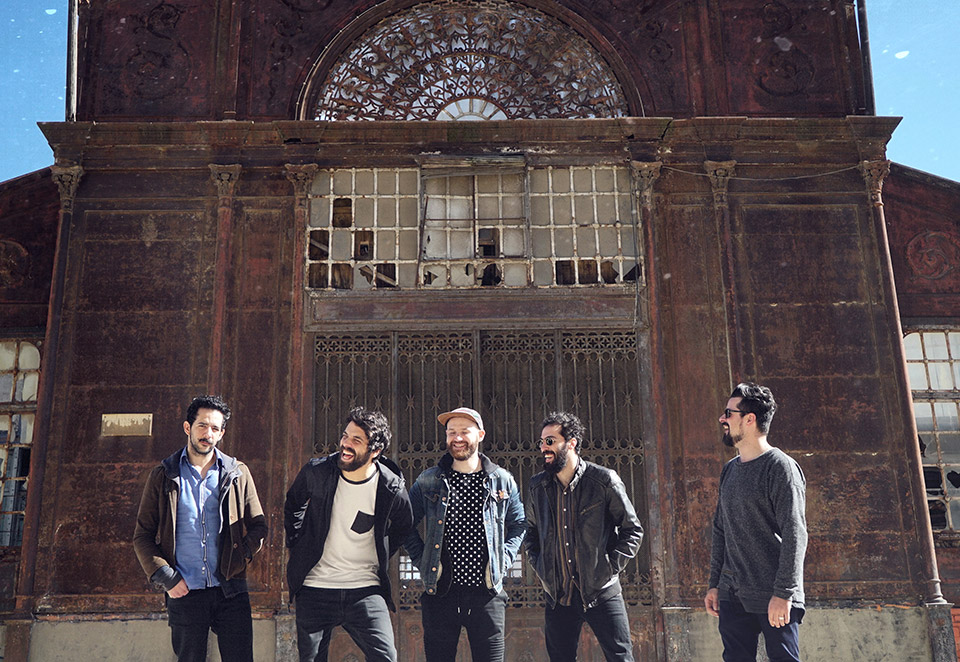 Quinta-Feira 12 lançam novo single e vídeo