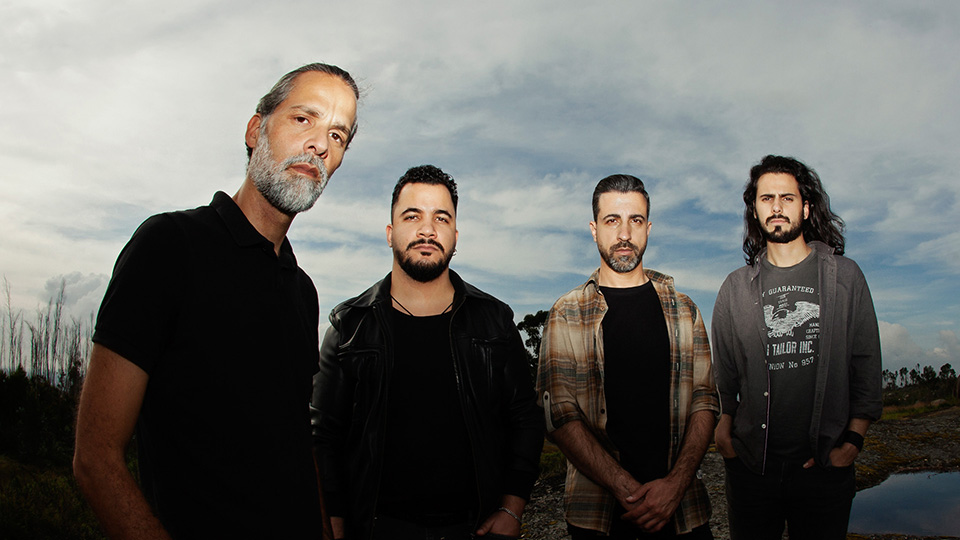 Entrevista com In We Fall