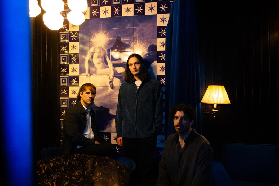 Boneflower anunciam novo álbum “Reveries”