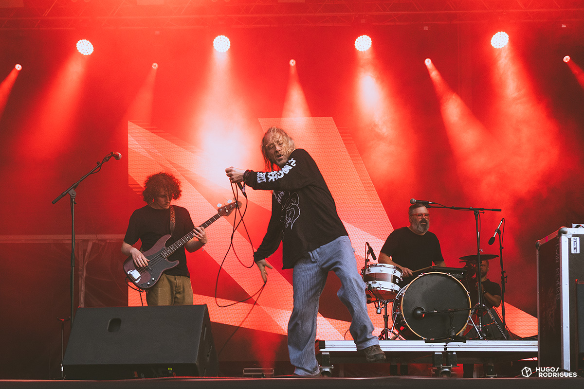 Alan Sparhawk edita dois novos singles