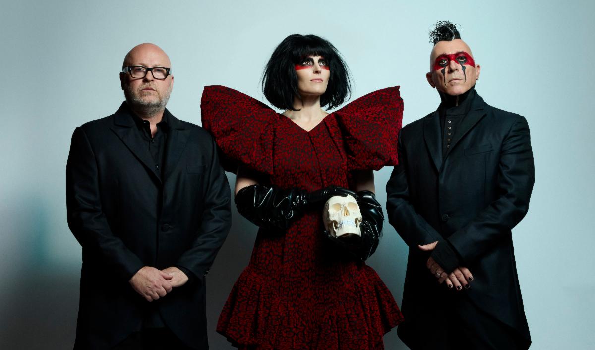 Puscifer anunciam “Normal Isn’t” e mostram novo single