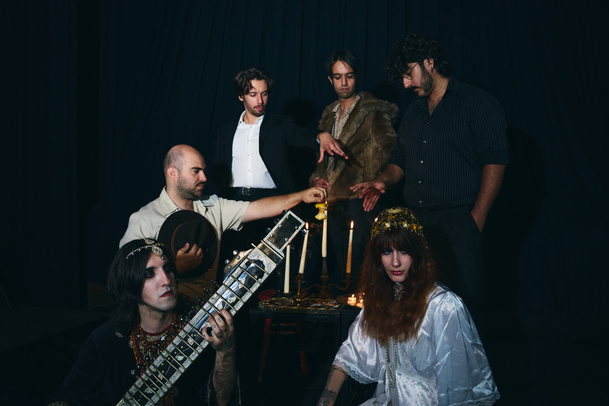 “Blood & Honey” é o terceiro single do segundo disco de Summer Of Hate