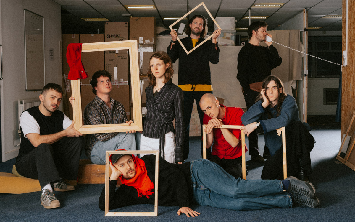 caroline atuam em Lisboa em abril