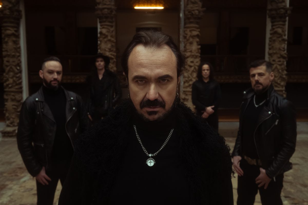 “Far From God” é o primeiro single novo álbum dos Moonspell