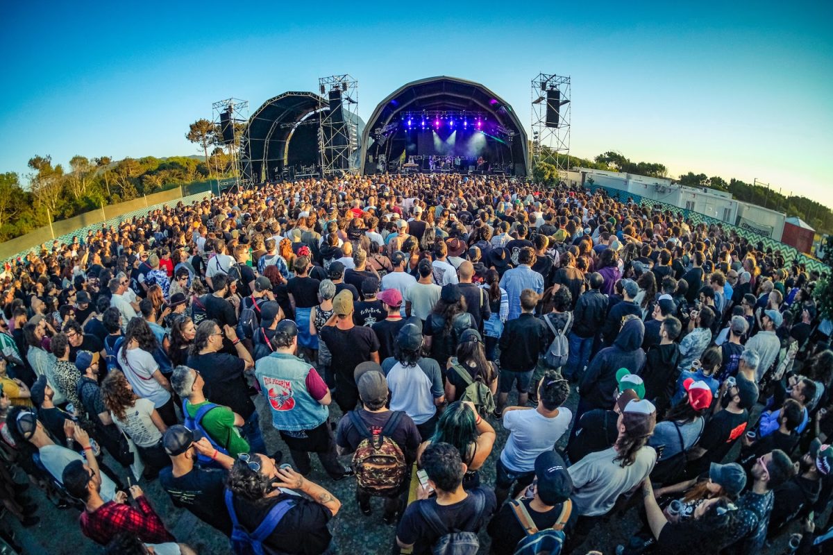 Sonic Blast Fest anuncia mais 8 bandas no cartaz 2026