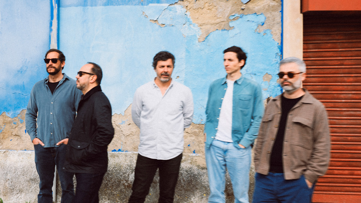 Trêsporcento lançam “Bebe Comigo” e anunciam novo álbum