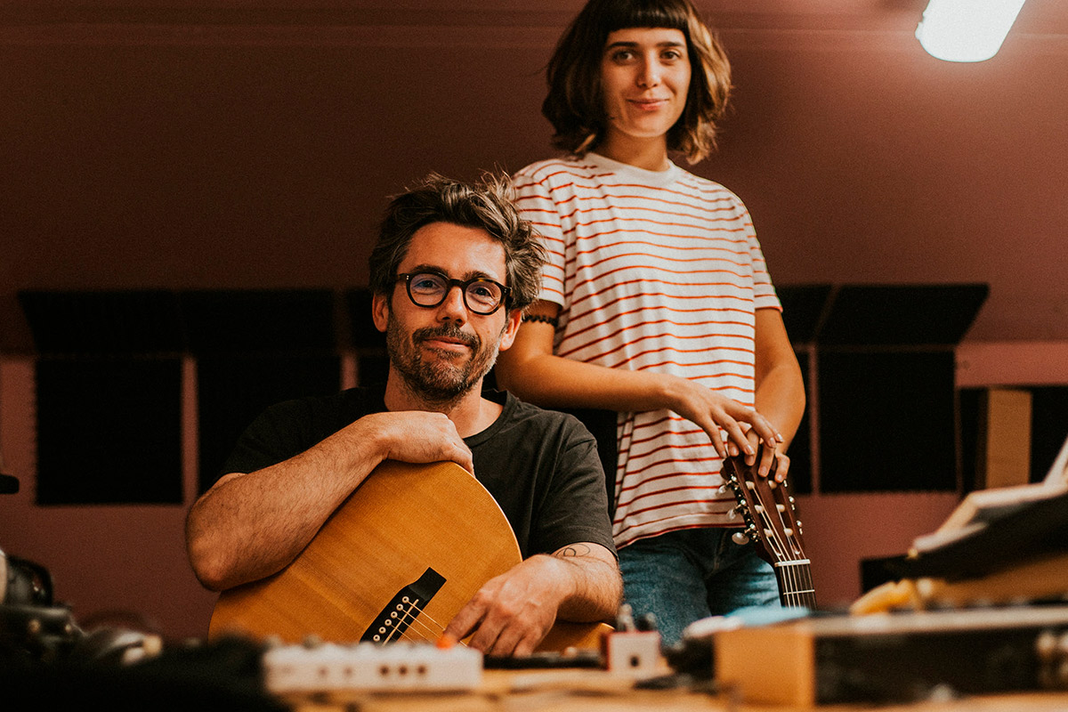 JAFUIPEDRO lança “Dia Normal” em colaboração com Bia Maria